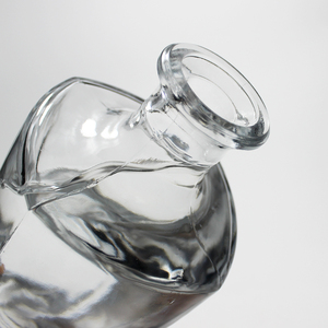 Bouteille en verre élégante et moderne <span class=keywords><strong>de</strong></span> 750 ml pour la vodka, la tequila, le <span class=keywords><strong>rhum</strong></span>, le gin, le whisky, le brandy, offrant la gravure personnalisée, marchés, distilleries - Product Image 3