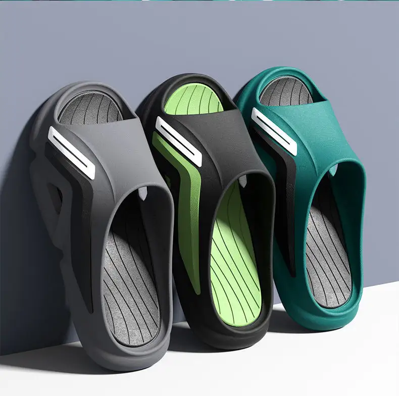नया आगमन 2024 पुरुष सैंडल पुरुषों के लिए अच्छी गुणवत्ता वाले जूते कस्टम लोगो घरेलू चप्पल