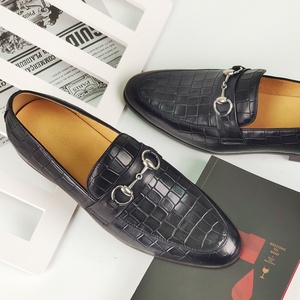 Mocassins d'été décontractés pour hommes en cuir véritable respirant légers confortables à enfiler texture pierre vente en gros - Product Image 5