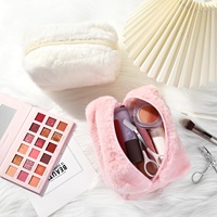 Nouveau personnalisé à la mode chaud moelleux peluche fourrure petite fermeture éclair maquillage organisateur pochette cosmétique sac pour fille