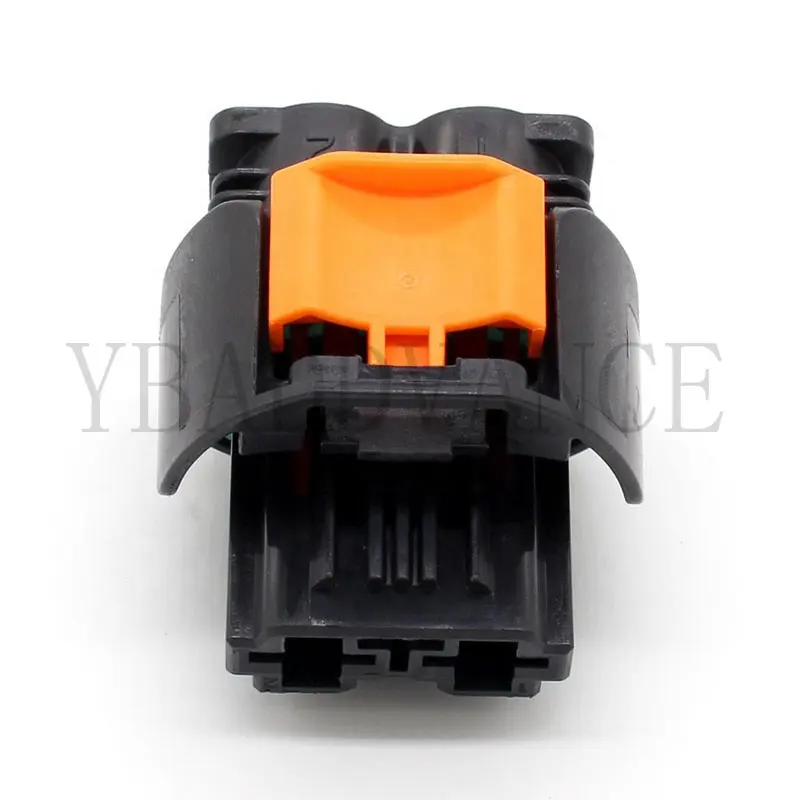 1544978-1 8 millimetri NG1 2 Pin Tyco / Amp C4L Resistenza Fan Connettore Spina