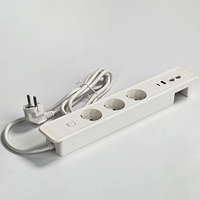 Multiprise de bureau avec prise EU intégrée, 3 prises AC, 1 USB, 1 Type-C, interrupteur de contrôle principal, câble d'extension de 2 m