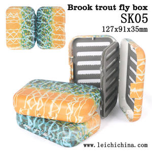 Boîte de pêche à la mouche en peau de truite Exclusive - Product Image 6