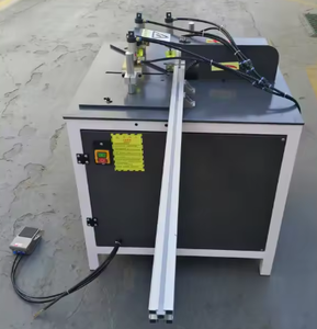 Máquina de Corte de Perfiles de Aluminio con Motor, Engranaje y PLC para Corte Industrial de Metal - Product Image 5