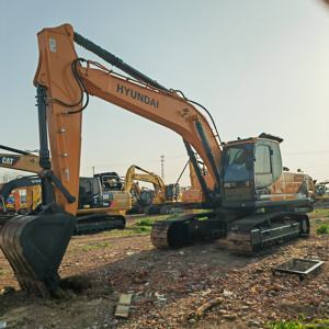 Excavadora de 22 toneladas Hyundai 220LC-9S de segunda mano de la mejor calidad con motor Cummins y bomba en excelentes condiciones - Product Image 5