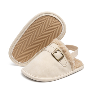 Chaussures à boucle pour bébé Doublure en coton Semelle souple Mules chaudes pour bébé pour filles Chaussures habillées toutes saisons - Product Image 2