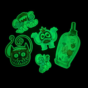 Pegatinas de dibujos animados que brillan en la oscuridad, diseño personalizado de Halloween para niños, equipaje, tazas, libros, decoraciones - Product Image 2
