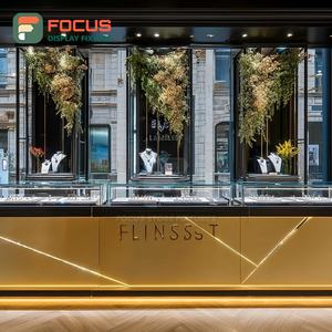 Fabricante de Sistemas de Exhibición de Joyería Minimalistas Personalizados, Vitrina de Vidrio con Superficie Pulida para Espacios de Boutique - Product Image 4