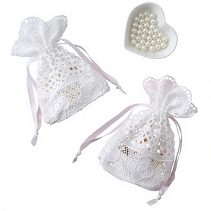 Sac à cordon en dentelle blanche à œillets, imprimé, en coton biologique, avec fond en soie de lait, pochette de rangement pour bijoux et cosmétiques - Product Image 3