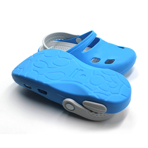 Zapatos <span class=keywords><strong>de</strong></span> jardín Diapositivas <span class=keywords><strong>de</strong></span> dibujos animados Sandalias Zuecos Niños <span class=keywords><strong>Zapatillas</strong></span> <span class=keywords><strong>de</strong></span> playa Personalizado Kid's Cute House Silicone Opp Bag Personalizado Unisex - Product Image 4