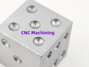 Xúc Xắc Kim Loại Mạ Crôm Xúc Xắc Kim Loại Bề Mặt Chải CNC Đồ Trang Trí Bàn Làm Quà Lưu Niệm - Product Image 3