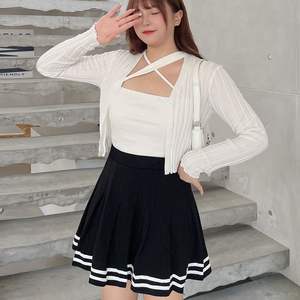 Naco – Mini jupe plissée grande taille pour femmes, jupe noire à taille élastique, N8423 - Product Image 2