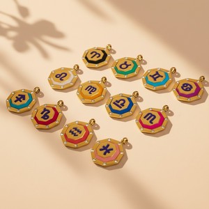 Ciondoli in Acciaio Inossidabile P363T con <span class=keywords><strong>Segni</strong></span> Zodiacali Ottagonali, Placcati Oro 18K PVD, con Zirconi Intarsiati e Smalto, per Creazione di Gioielli Fai-da-Te - Product Image 2