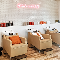 Kursi Keramas Salon Modern dengan Baskom Keramik, Ketinggian Dapat Disesuaikan, Rangka Logam Tahan Lama untuk Salon Kecantikan & Penggunaan Hotel