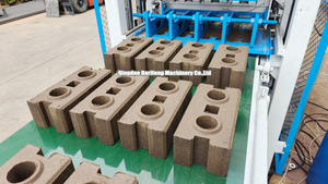 Mesin Pembuat Batu Bata Interlocking Tanah Liat Otomatis Penuh DF4-10 Hydraulic Press Makiga untuk Dijual di Cina - Product Image 5