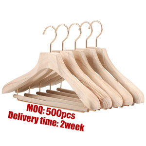 ไม้แขวนเสื้อผ้าไม้กฤษณาหรูหราพร้อมส่ง รับทำโลโก้ ไม้แขวนกางเกงแบบโมเดิร์น - Product Image 1