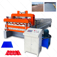Machine de formage à froid de tôles de toiture en acier pour matériaux de construction à double couche combinés