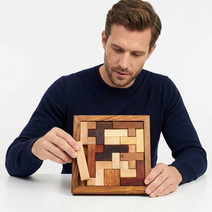 Planche de puzzle en bois 6x6 pouces, design classique sculpté, cadeau artisanal - Product Image 4