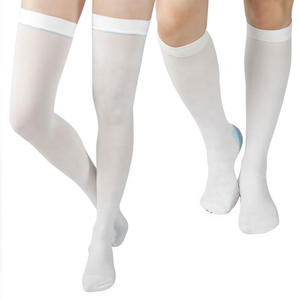 <span class=keywords><strong>Bas</strong></span> <span class=keywords><strong>de</strong></span> contention anti-thrombotiques en tricot ODM, chaussettes <span class=keywords><strong>de</strong></span> <span class=keywords><strong>compression</strong></span> blanches, chaussettes élastiques en nylon à gradient, chaussettes <span class=keywords><strong>de</strong></span> <span class=keywords><strong>compression</strong></span> pour jeunes - Product Image 3