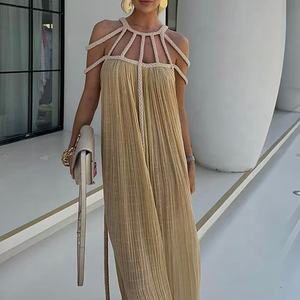 Style estival, haut de plage à bretelles tendance et sexy avec jupe de plage. Haut de bikini ajustable à nouer. - Product Image 3