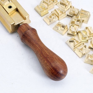 Ensemble de lettres et chiffres en laiton pour estampage à chaud, tampons métalliques en laiton pour logo, lettres à estamper à chaud avec fente en T - Product Image 2