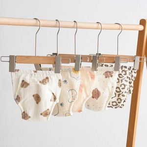 Pantalones de entrenamiento de algodón suave con <span class=keywords><strong>estampado</strong></span> de dibujos animados con logotipo personalizado para bebés, pantalones de pañales lavables transpirables para bebés - Product Image 6