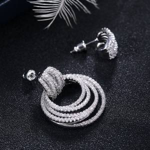 Boucles d'oreilles pendantes élégantes en zircon cubique pour femmes, boucles d'oreilles de mariage, bijoux tendance, accessoires de fête - Product Image 4