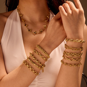 Bracelet chaîne à maillons épais en acier inoxydable plaqué or 18 carats, étanche et inaltérable, style punk, <span class=keywords><strong>pour</strong></span> femme - Vente en gros - Product Image 1