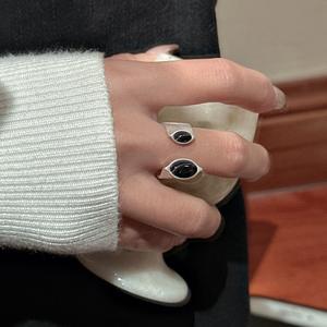 Bague en agate noire rétro en argent sterling S925 Version coréenne Conception de niche avec finition mate Style décontracté Bague simple - Product Image 2