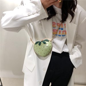 Borsa a Tracolla a Catena con Cuore a Fragola 2026 di Tendenza, in Pelle PU di Alta Qualità, Mini Borsa a Mano <span class=keywords><strong>da</strong></span> Donna Stile Ins per Tutti i Giorni - Product Image 3
