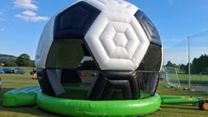 Castillo Inflable con Tobogán para Niños, con Diseño de Estadio de Fútbol, Domo Inflable para Niños - Product Image 4