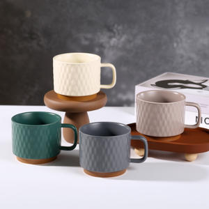 Taza de Café de Cerámica y Porcelana de Diseño Moderno y Alta Estética Personalizada, Apta para Lavavajillas y Microondas, Segura para Alimentos, Reutilizable, Certificada por BSCI - Product Image 3