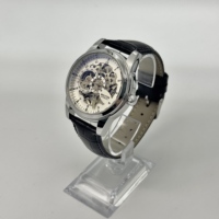 Montre à bracelet en acier inoxydable tendance pour homme, montre mécanique de luxe de haute qualité, montre squelette automatique