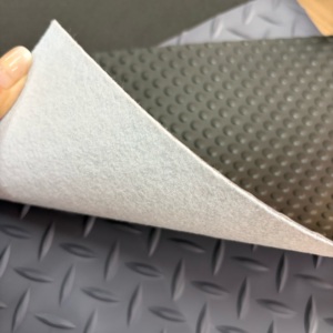 Échantillon gratuit Tapis de sol en TPO personnalisé 1-5 mm 100% imperméable résistant à l'usure en rouleau pour véhicules remorques de fret et centres commerciaux - Product Image 2