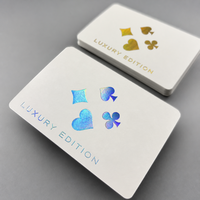 Fabricant de cartes à jouer holographiques laser avec logo personnalisé, jeu de cartes de poker en feuille d'or de qualité supérieure, cadeaux promotionnels de luxe pour la famille, papier