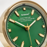 Horloge de table de luxe à cadran vert avec lumière nocturne ambiante, horloge de bureau silencieuse à quartz décorative pour la maison, la chambre à coucher, le salon, ornement