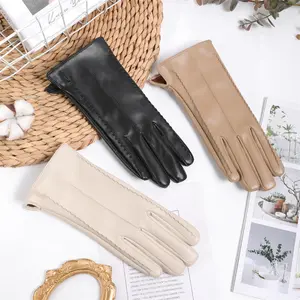 Gants de conduite chauds automne hiver décorés en cuir épais écran tactile complet gants d'équitation en cuir pour femmes