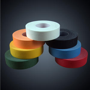 Protector de empuñadura resistente al agua para jugadores de lacrosse, fútbol americano, rugby, y otros deportes, con cinta de hockey para espinilleras. - Product Image 6