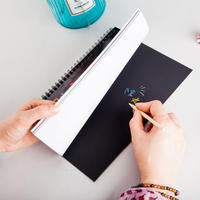 Carnet de croquis personnalisé à spirale, format A4/A5, avec papier noir magique arc-en-ciel pour le scratch art – Idéal comme cadeau