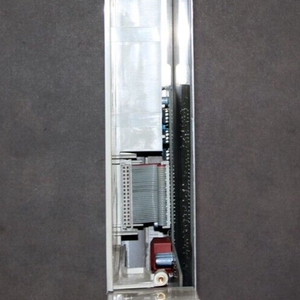 مستشعر 6SN1123-1AA00-0BA1 جديد وأصلي متوفر في المستودع، وحدة تحكم برمجة PLC - Product Image 1