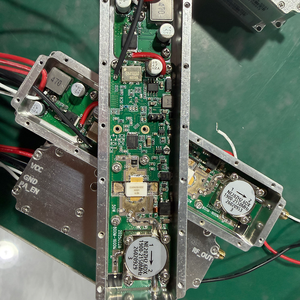 Amplificateur de puissance RF haute puissance 1380-1400 MHz pour module de détection de <span class=keywords><strong>brouilleur</strong></span> de <span class=keywords><strong>drone</strong></span> <span class=keywords><strong>anti</strong></span>-<span class=keywords><strong>drone</strong></span> - Product Image 2
