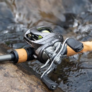 <span class=keywords><strong>รอก</strong></span><span class=keywords><strong>เบ</strong></span><span class=keywords><strong>ท</strong></span>คาสติ้งคาร์บอนไฟเบอร์ 7.6:1 พร้อมระบบเบรกอิเล็กทรอนิกส์อัจฉริยะ <span class=keywords><strong>DC</strong></span>  <span class=keywords><strong>รอก</strong></span>ตกปลาพร้อมระบบแจ้งเตือนด้วยเสียง  ระบบตีเหยื่อเรียบลื่น 6+1BB <span class=keywords><strong>รอก</strong></span> <span class=keywords><strong>DC</strong></span> - Product Image 5