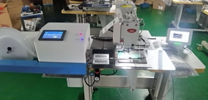 Máquina de Coser Automática VMA 2210d con Corte y Sujeción Automáticos, Alimentación Superior, Programable, con Mesa - Product Image 4