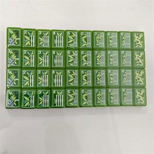 ชุดไพ่นกกระจอกอเมริกันสีเขียว 3 ชั้น SUPER GAME 160 ชิ้น พร้อมสลักลายพิเศษ ไพ่หรูหรา ชุดไพ่นกกระจอกอเมริกัน Oh My Mahjong - Product Image 4