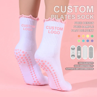 Chaussettes de sport en coton avec logo, vente en gros, pour femmes, antidérapantes pour le yoga, chaussettes de ballet tendance, chaussettes personnalisées pour le sport et le Pilates