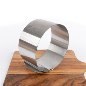 Stampo Ovale Regolabile di Alta Qualità per Dolci, Decorazioni, Mousse e Torte, Anello Multiuso in Acciaio Inox per Pasticceria - Product Image 5