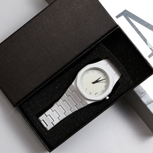 Montre à quartz unisexe 2026, design minimaliste, vente chaude en usine, cadeau idéal pour couples, hommes et femmes, avec boîte à montre - Product Image 4