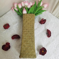 Décoration d'intérieur : Vase non-céramique, artisanat en algues marines, panier à fleurs tressé créatif et pratique, arrangements de fleurs artificielles dans un vase