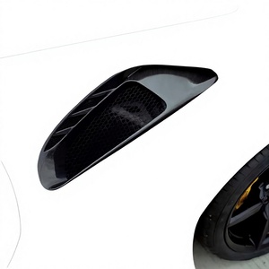 Pièces de voiture de haute qualité adaptées à la Ferrari 488 GTB Spider, kit carrosserie de style Pista en fibre de carbone, garde-boue arrière, aération arrière - Product Image 5
