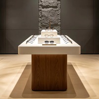 Vitrines d'exposition LED sur mesure pour lunettes de mode ; Vitrines de haute qualité, durables